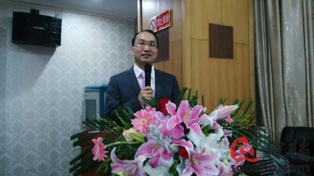 莱富董事长_黛莱皙董事长本人照片(2)
